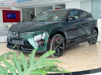 Xe VinFast VF7 Plus 2026