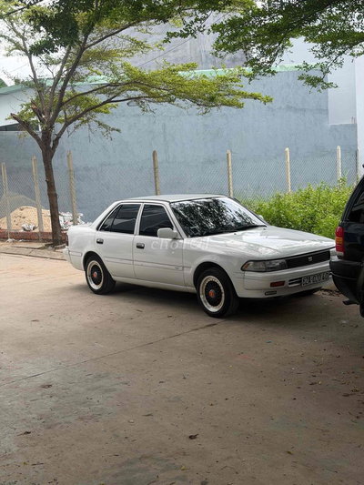 Toyota Corona 1990 Trắng Số sàn