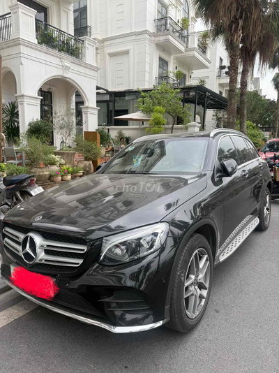 Chính chủ cần bán xe GLC 300 4 Matic 2018