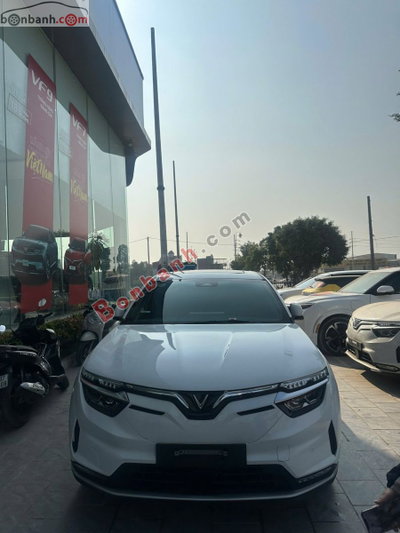 Xe VinFast VF8 Plus AWD 2023