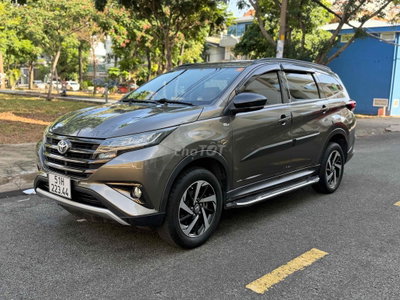 Toyota Rush 2019 100nghin km màu đồng