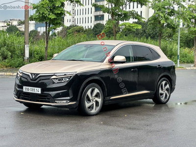 Xe VinFast VF8 Eco AWD 2023