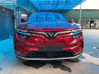 Xe VinFast VF8 Eco AWD 2023