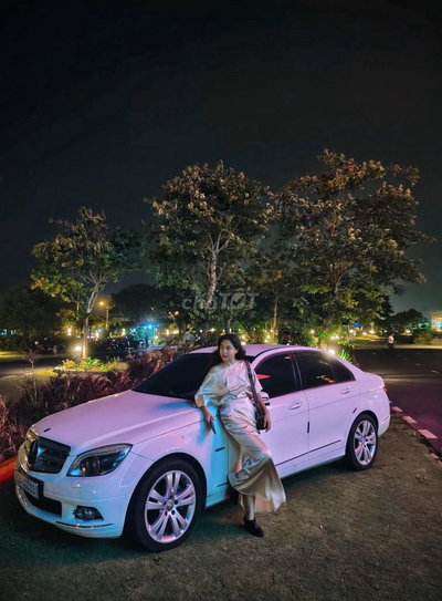 Mercedes-Benz E200 2010 Trắng