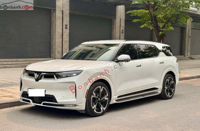 Xe VinFast VF9 Plus 7S 2025