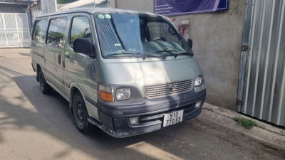 Toyota Hiace Van 2004 850kg Xám