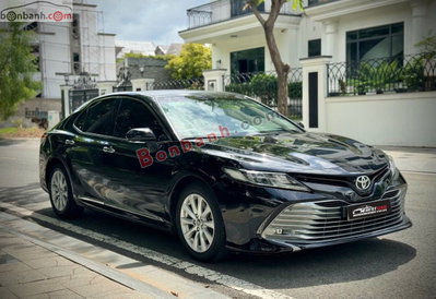 Xe Toyota Camry 2.0G 2020