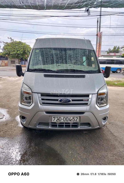 Ford Transit 2016 van 6 chỗ rất đẹp
