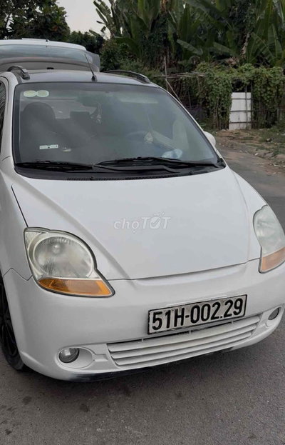 Chevrolet Spark Trắng 5 chỗ