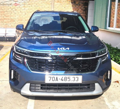 Xe Kia Seltos Luxury 1.5 AT 2024
