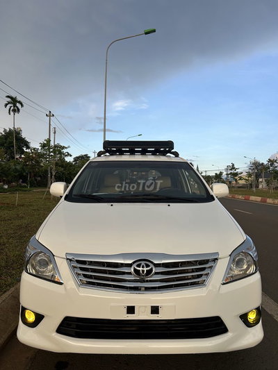 Toyota Innova 2013 Trắng