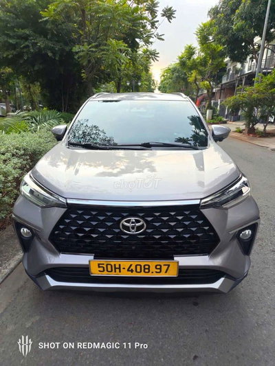 Toyota Veloz Cross TOP 2024