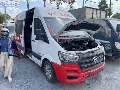 Xe Hyundai Solati 2018