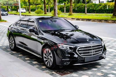Xe Mercedes Benz E class E200 Exclusive 2025