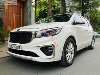 Xe Kia Sedona 2.2 DAT Luxury 2021