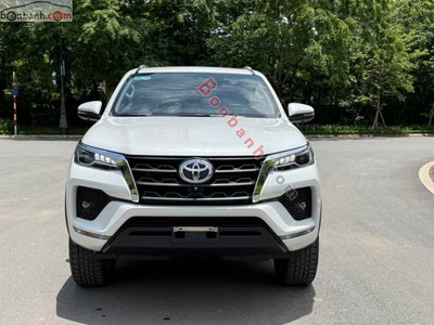 Xe Toyota Fortuner 2.4L 4x2 AT 2022