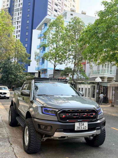 Ford Raptor 2021 Xám