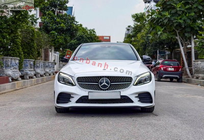 Xe Mercedes Benz C class C300 AMG 2019