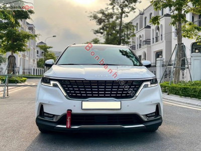 Xe Kia Carnival Signature 2.2D 2023