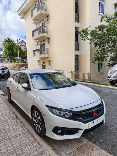 Honda Civic 2018 Gen 10 E Trắng