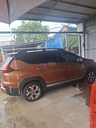 Mitsubishi Xpander Cross Cam đen