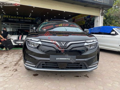 Xe VinFast VF8 Eco AWD 2023