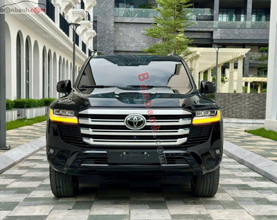 Xe Toyota Land Cruiser 3.5 V6 2022