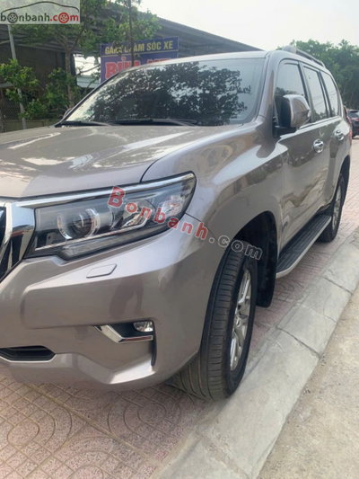 Xe Toyota Prado VX 2.7L 2020