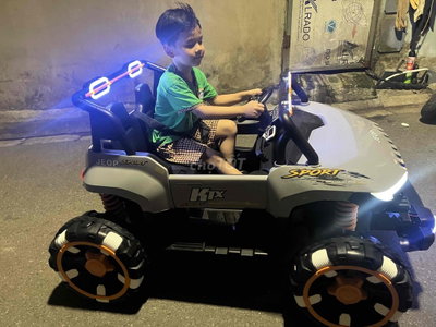 Cần bán gấp ô tô điện trẻ em