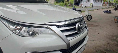 Toyota Fortuner 2018 Trắng