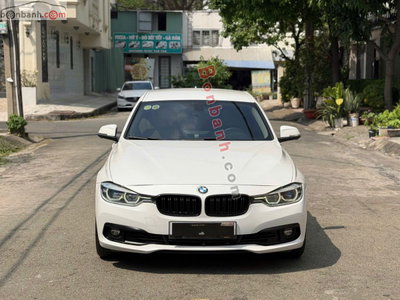 Xe BMW 3 Series 320i 2016