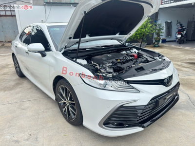 Xe Toyota Camry 2.5Q 2024