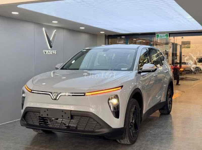 MPV7 GIẢM GIÁ CHỈ CÒN 700 NHÚ CHO GIA ĐÌNH NHỎ