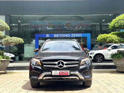 Toyota Hà Đông bán Mercedes GLC250 4MATIC 2017