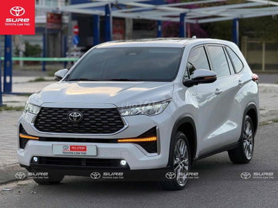Toyota Innova Cross Hybrid 2024