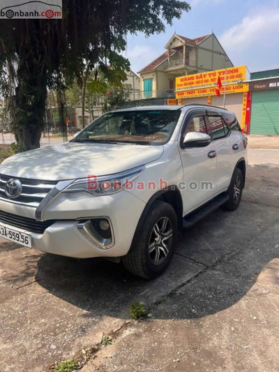 Xe Toyota Fortuner 2.4G 4x2 AT 2018