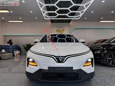 Xe VinFast VF6 Plus 2024