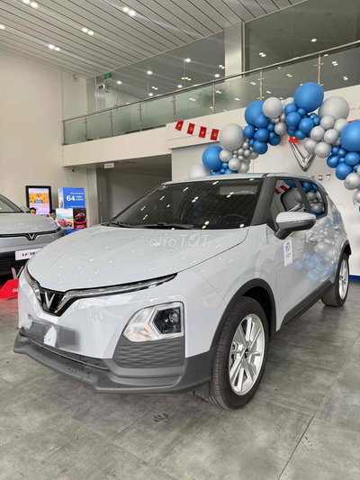 Xe ô tô điện VinFast VF 5 nhiều màu