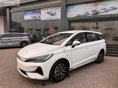 Xe BYD M6 Standard 2025