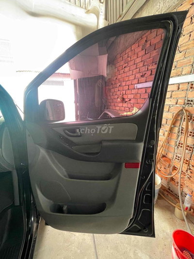 Hyundai Starex 2014 2.5D MT - 170 km