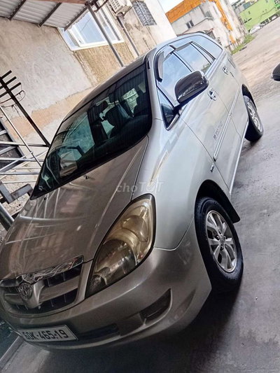 Toyota Innova 2006 Bạc 8 chỗ