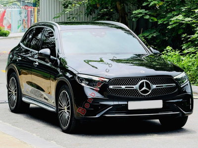 Xe Mercedes Benz GLC 300 4Matic 2023