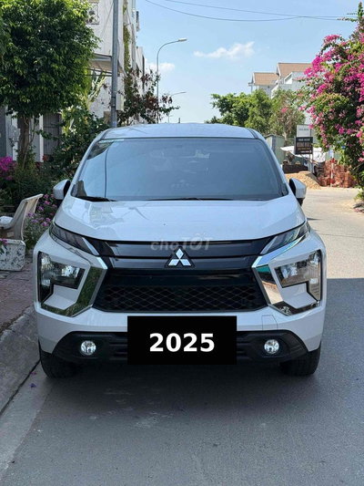 Mitsubishi Xpander 2025 AT Trắng