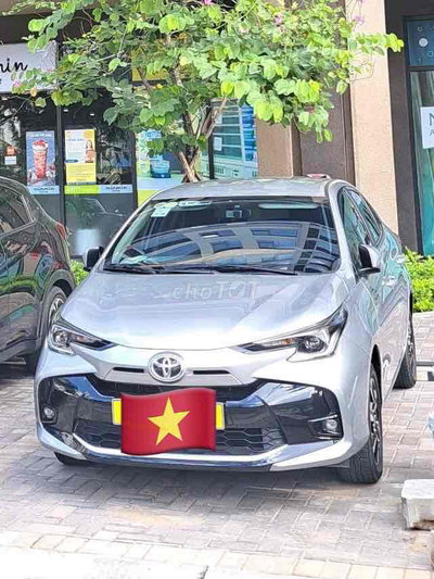 Toyota Vios 2025 E CTV Bạc