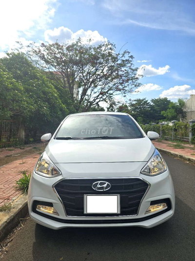 Hyundai I10 Sedan Bản đủ Trắng 11000 km