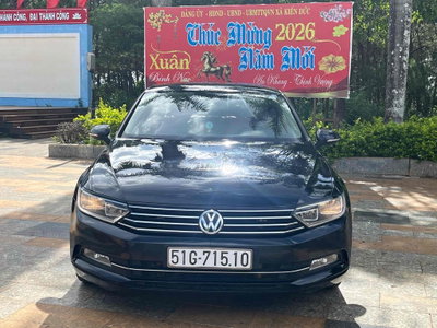 Volkswagen Passat 2015 Đen 90000 sai 1kn tặng xe