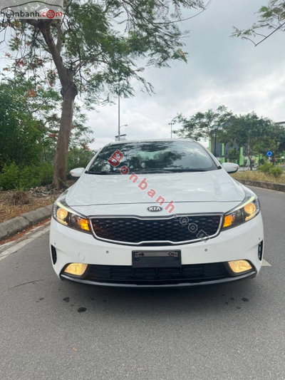 Xe Kia Cerato 2.0 AT 2017