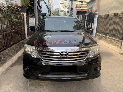 Xe Toyota Fortuner 2.7V 4x2 AT 2014