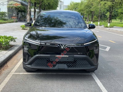 Xe VinFast Limo Green AT 2025