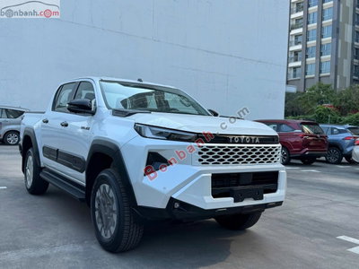 Xe Toyota Hilux Trailhunter 2.8L 4x4 AT 2026